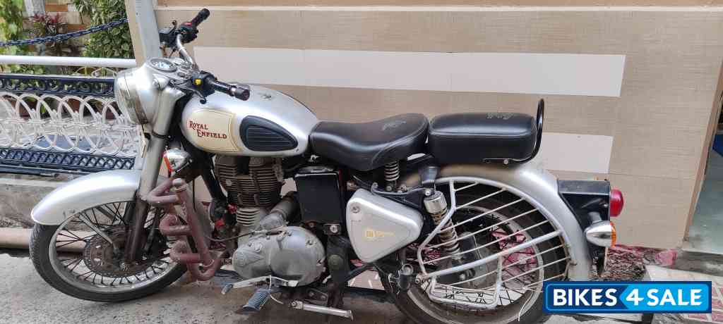 Royal Enfield Bullet 350