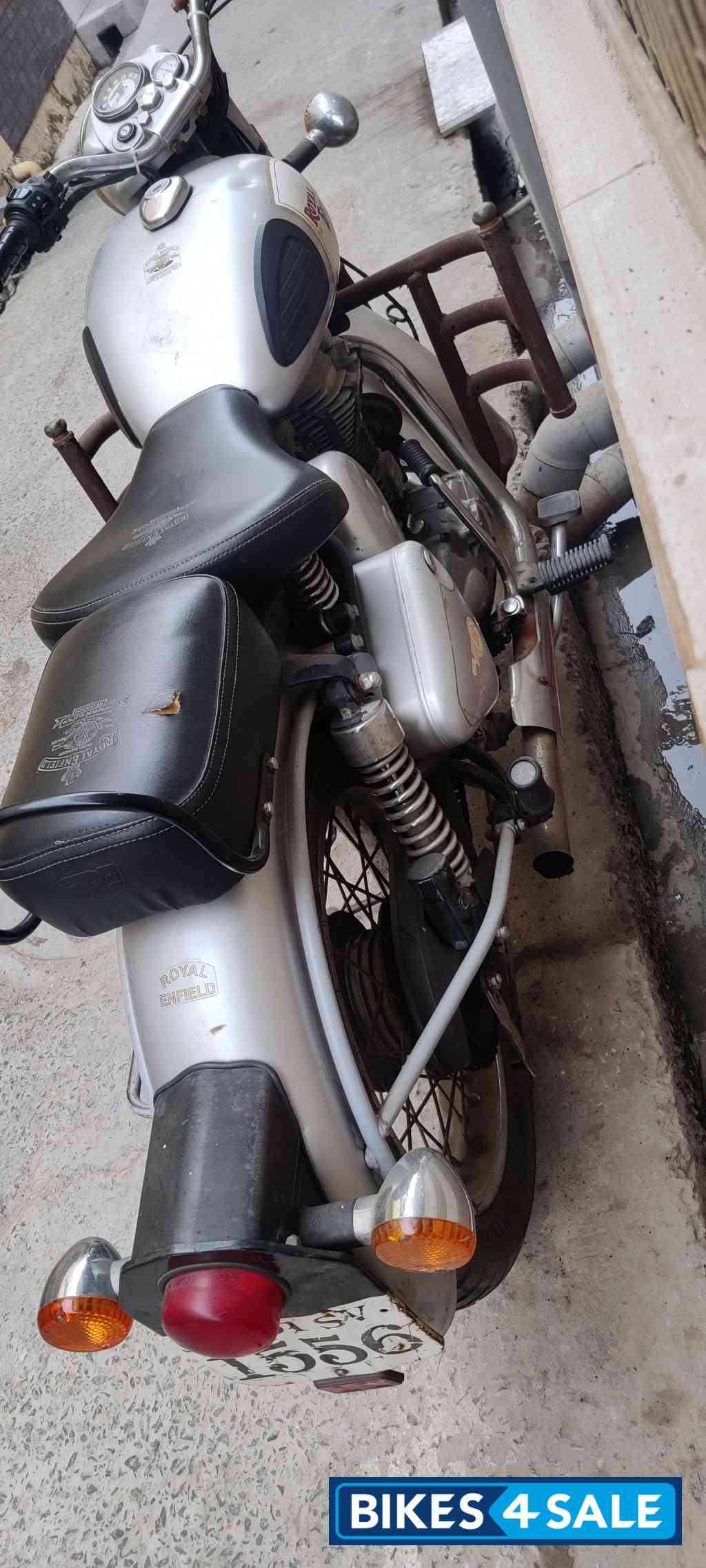 Royal Enfield Bullet 350