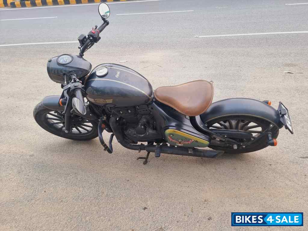 Charcoal Matt Grey Jawa Perak BS6