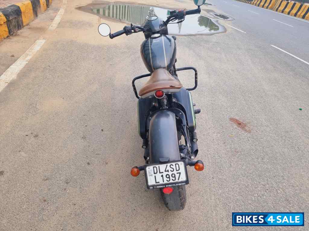 Charcoal Matt Grey Jawa Perak BS6