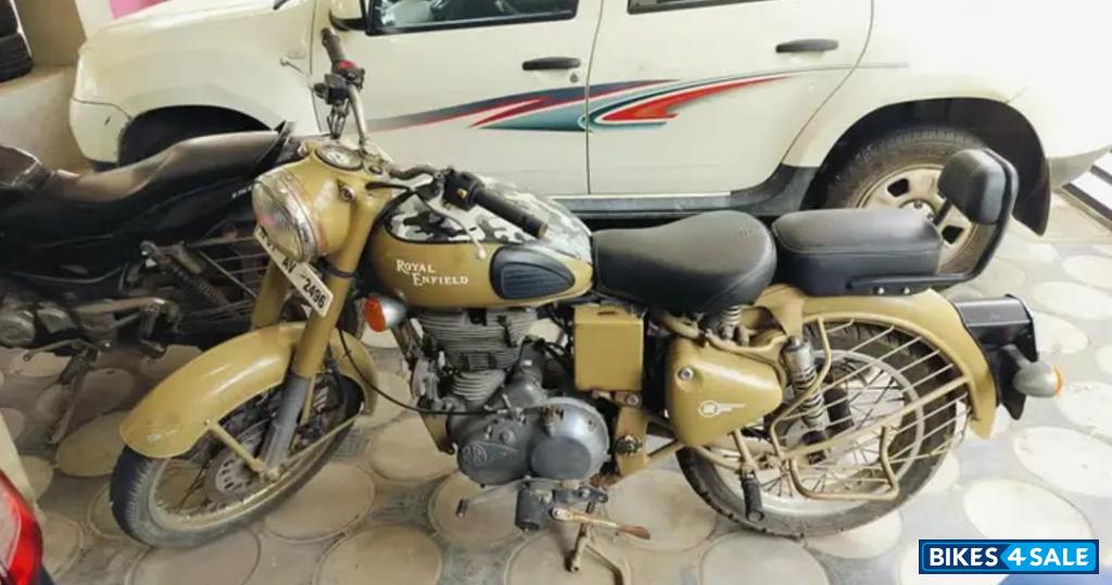 Royal Enfield Classic 500