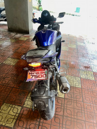 Yamaha YZF R15 V3