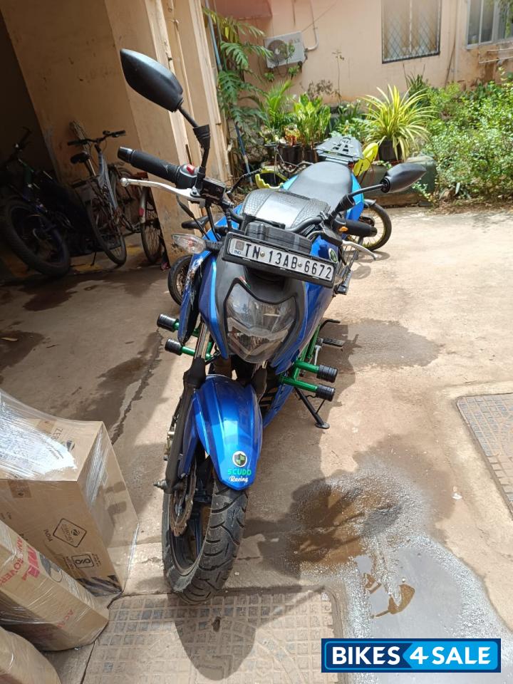 TVS Apache RTR 160 4V BS6