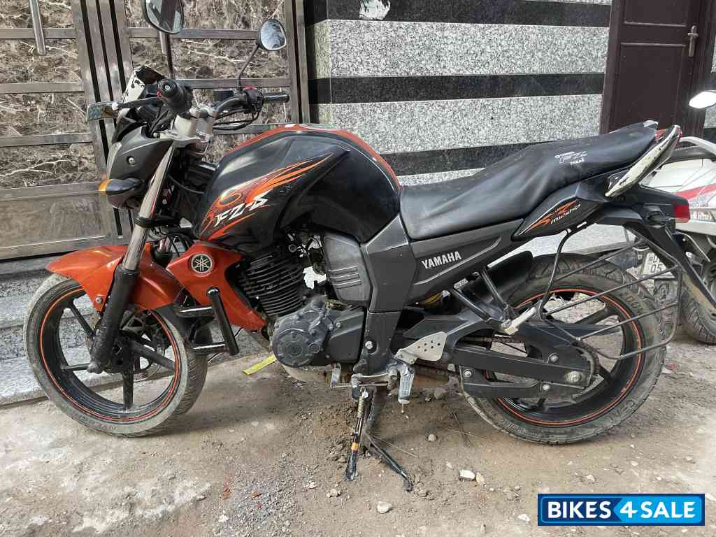 Yamaha FZ-S