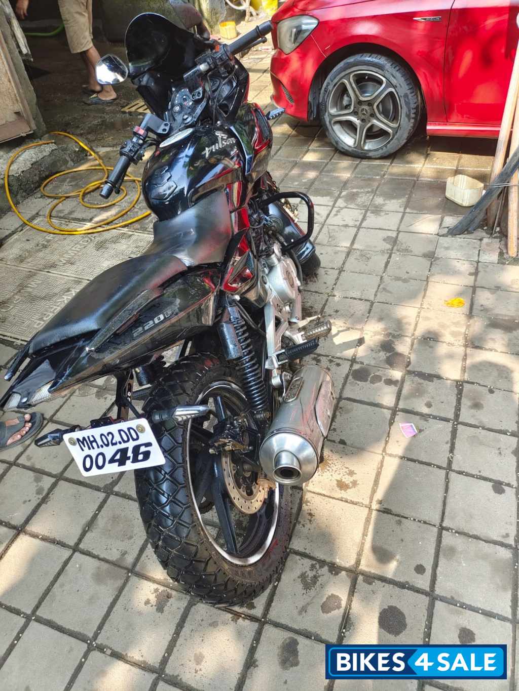 Bajaj Pulsar 220 DTSi