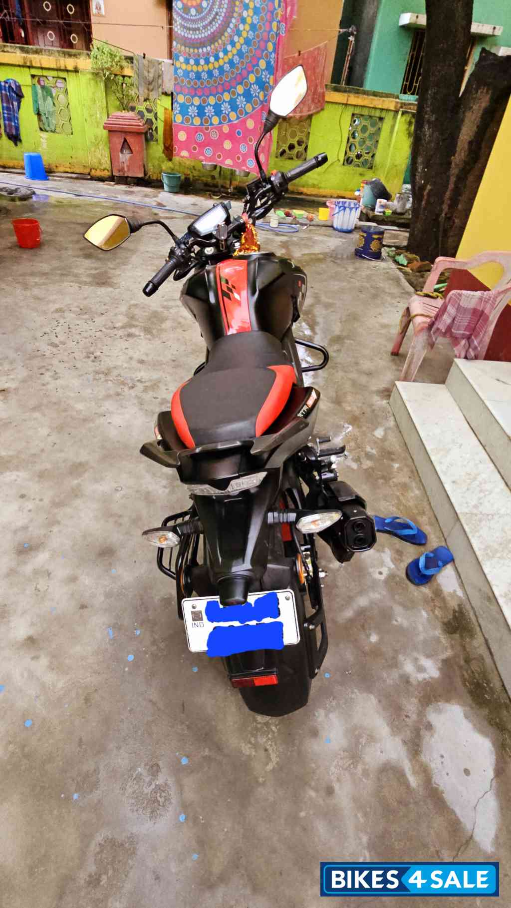 Black And Red TVS Apache RTR 160 4V Special Edition