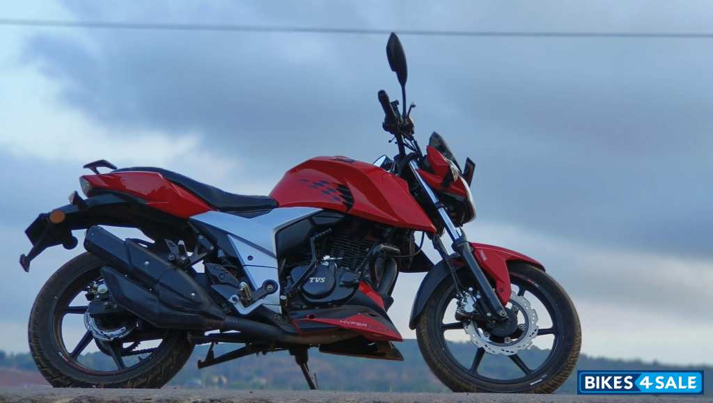 TVS Apache RTR 160 4V