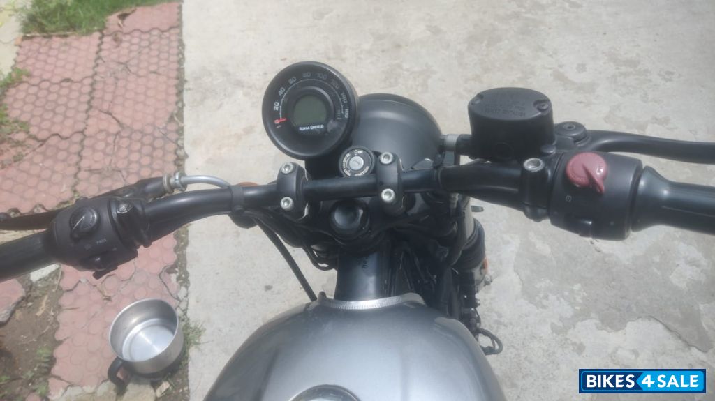 Royal Enfield Hunter 350 Metro