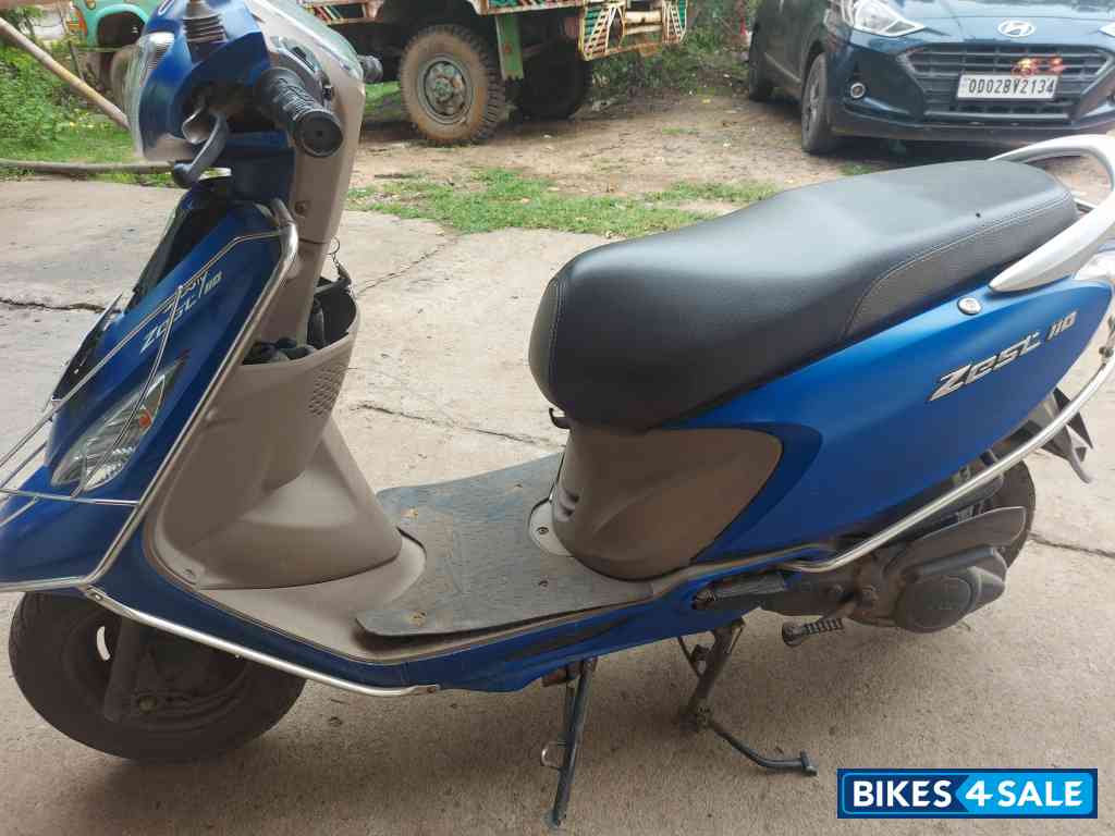 TVS Scooty Zest