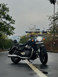 Royal Enfield Super Meteor 650