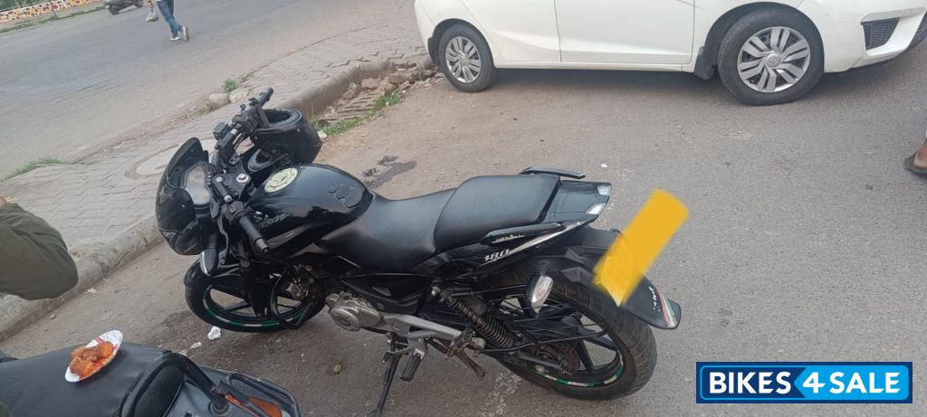 Bajaj Pulsar 180