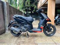 Nero Black Red Aprilia SR 150