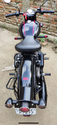 Black Royal Enfield Classic Stealth Black