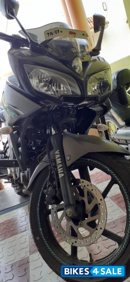 Black And Green Yamaha Fazer FI V2