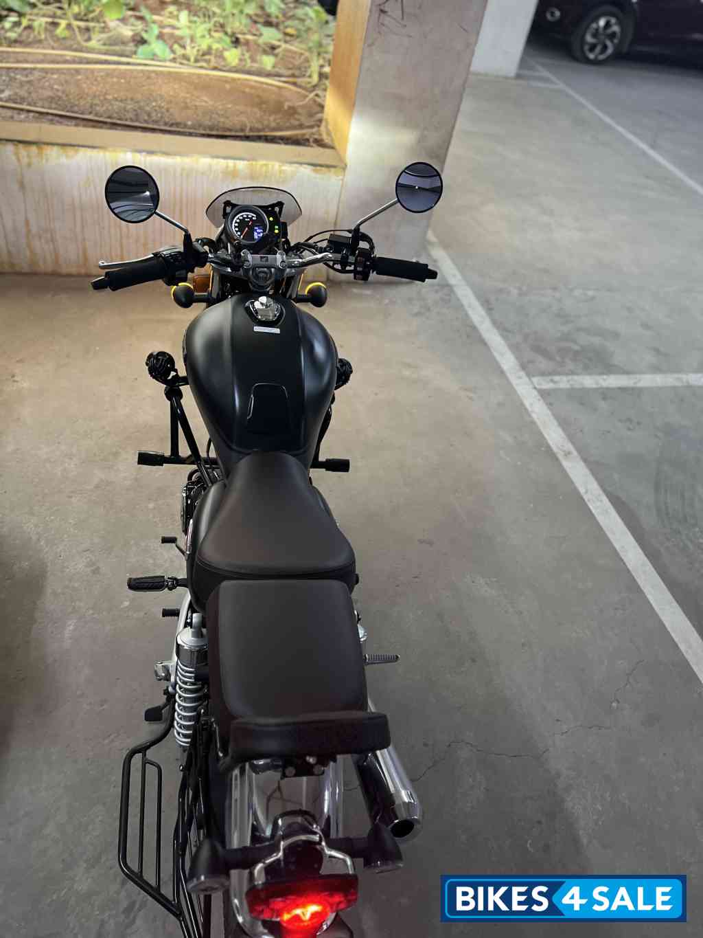 Matt Black Honda Hness CB350 DLX Pro