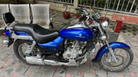 Blue Bajaj Avenger 220 DTS-i