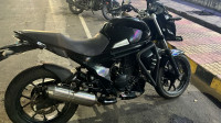Black Mahindra Mojo 300 ABS BS6