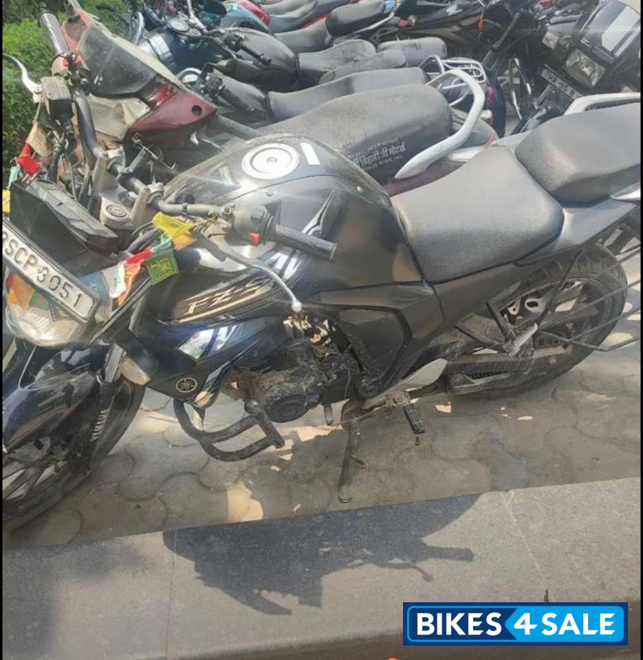 Yamaha FZ-S FI V2
