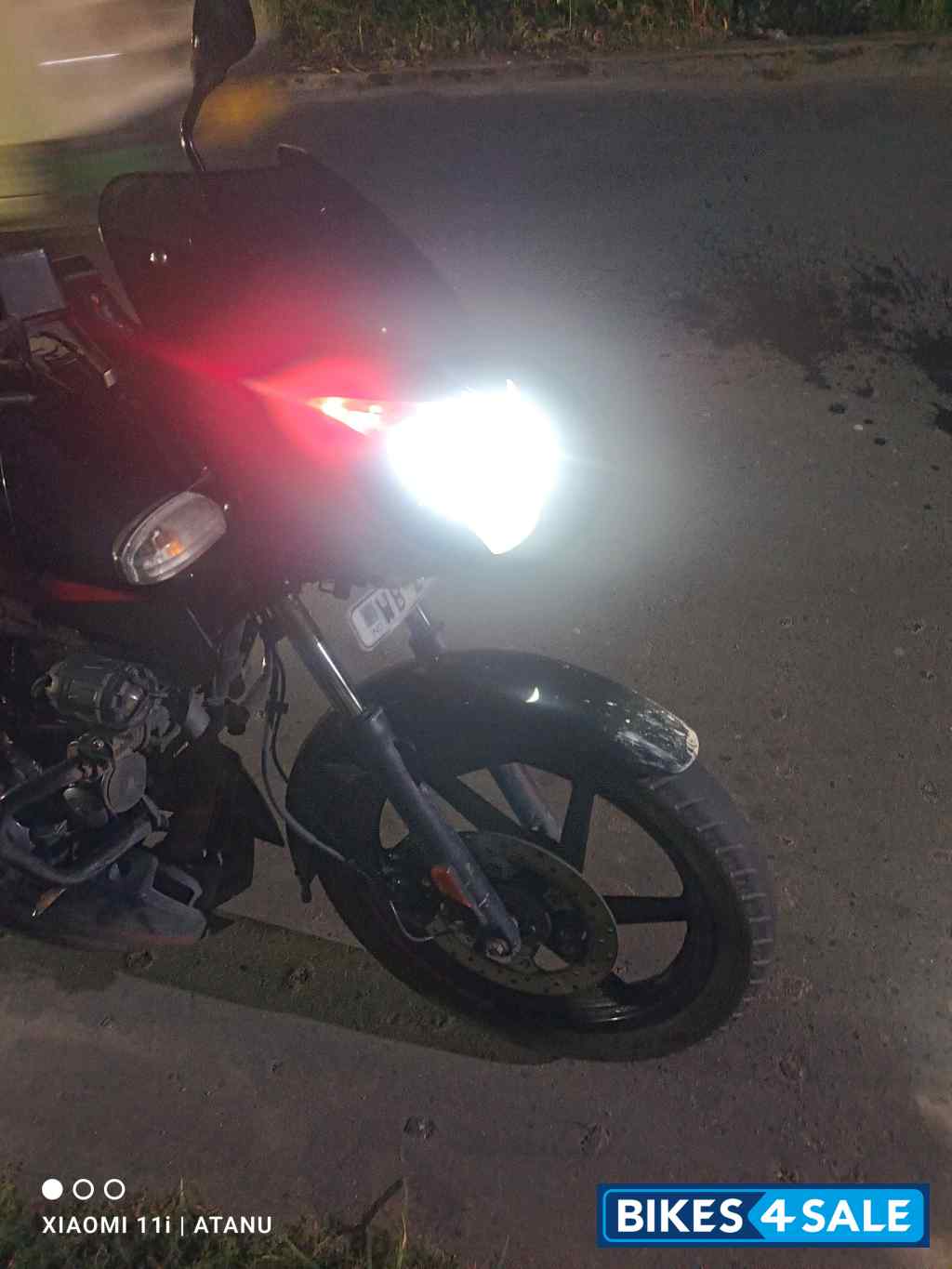 Ebony Black Red Dkl Bajaj Pulsar 150 BS6