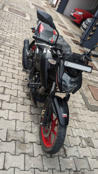 Matte Black TVS Apache RTR 160 4V Special Edition
