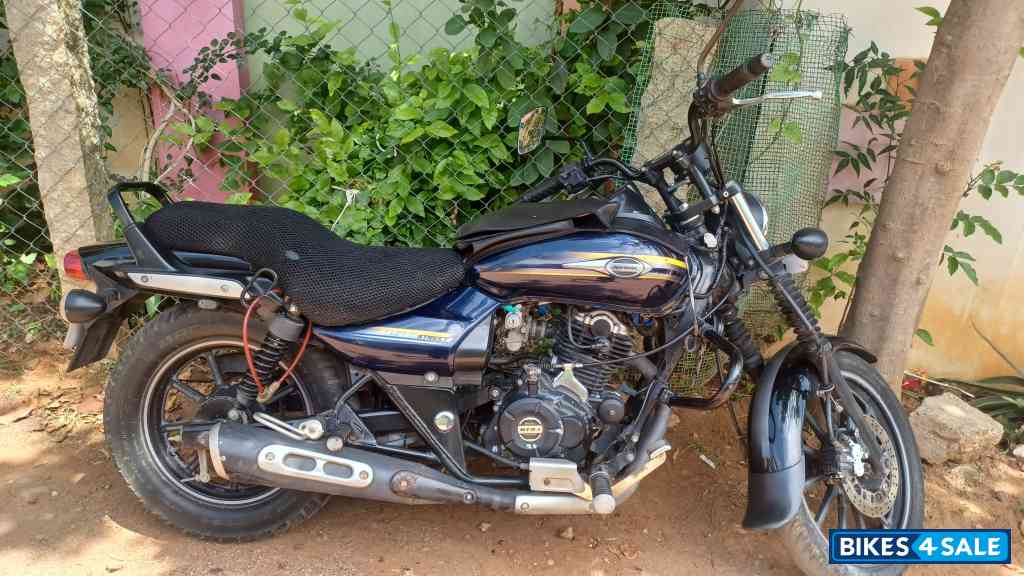 Bajaj Avenger Street 150