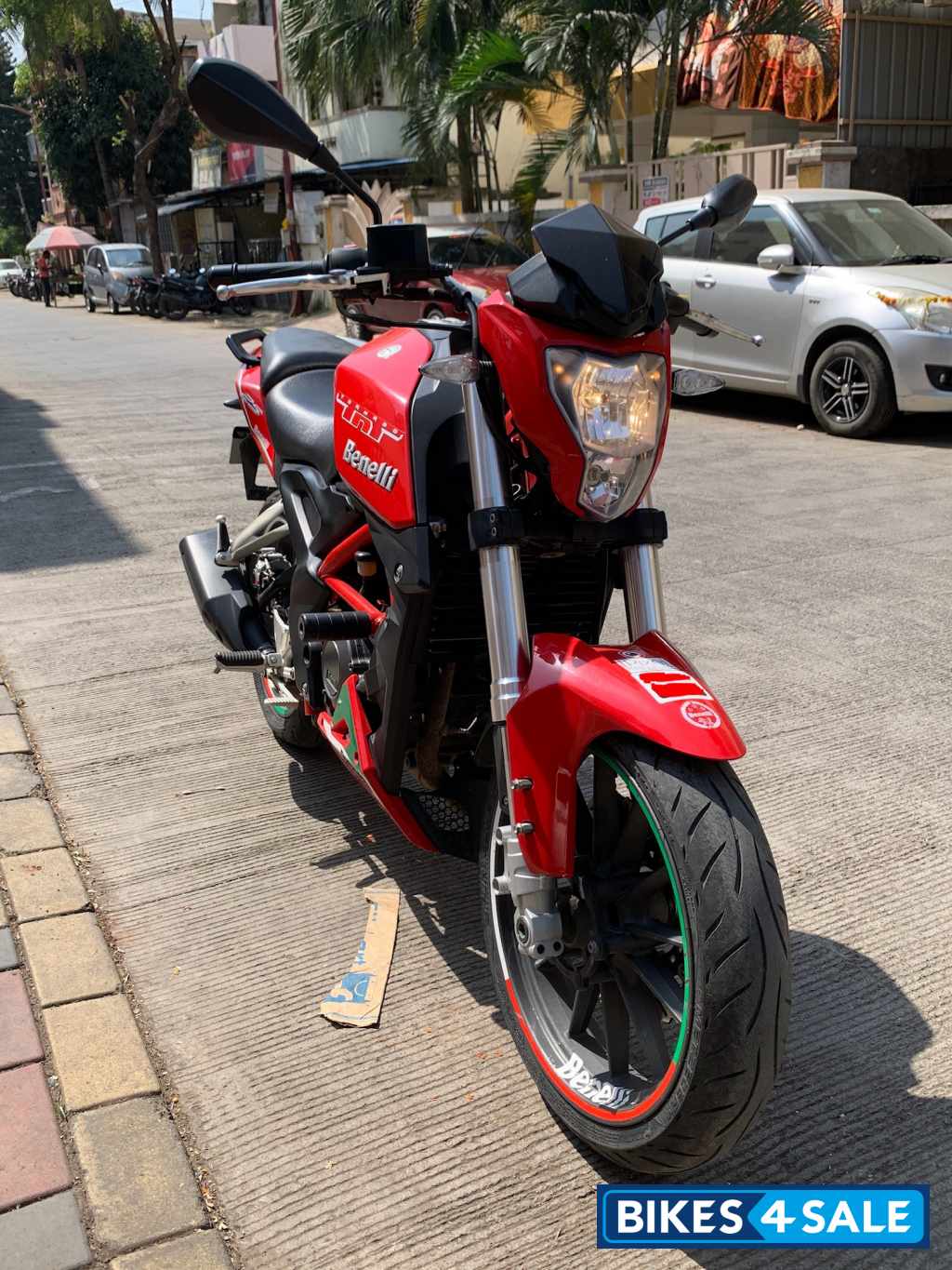 Red Benelli TNT 25