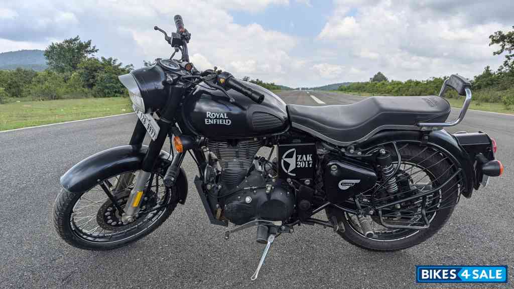 Royal Enfield Classic 500