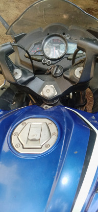 Bajaj Pulsar RS 200 ABS