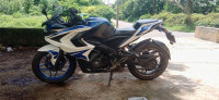 Bajaj Pulsar RS 200 ABS