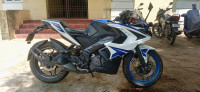 Bajaj Pulsar RS 200 ABS