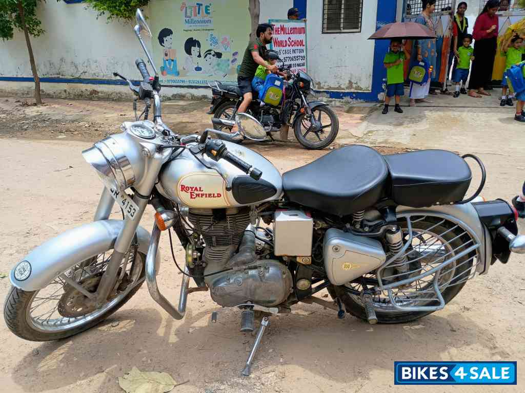 Royal Enfield Classic 350
