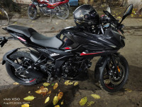 Black Bajaj Pulsar F250