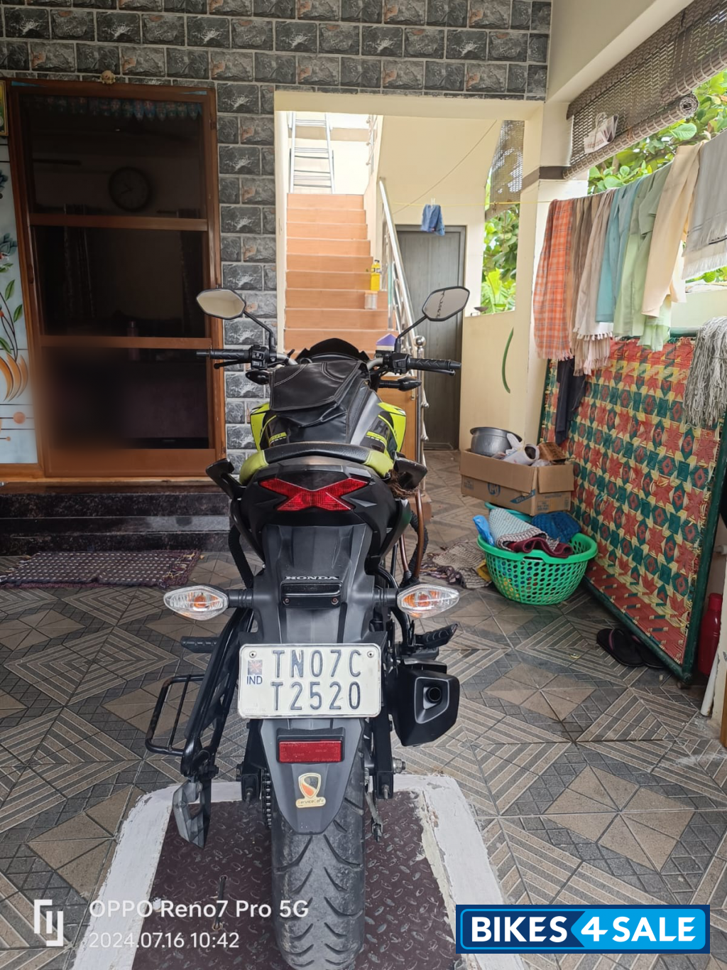 Mat Axis Gray Metallic Honda CB Hornet 160R ABS