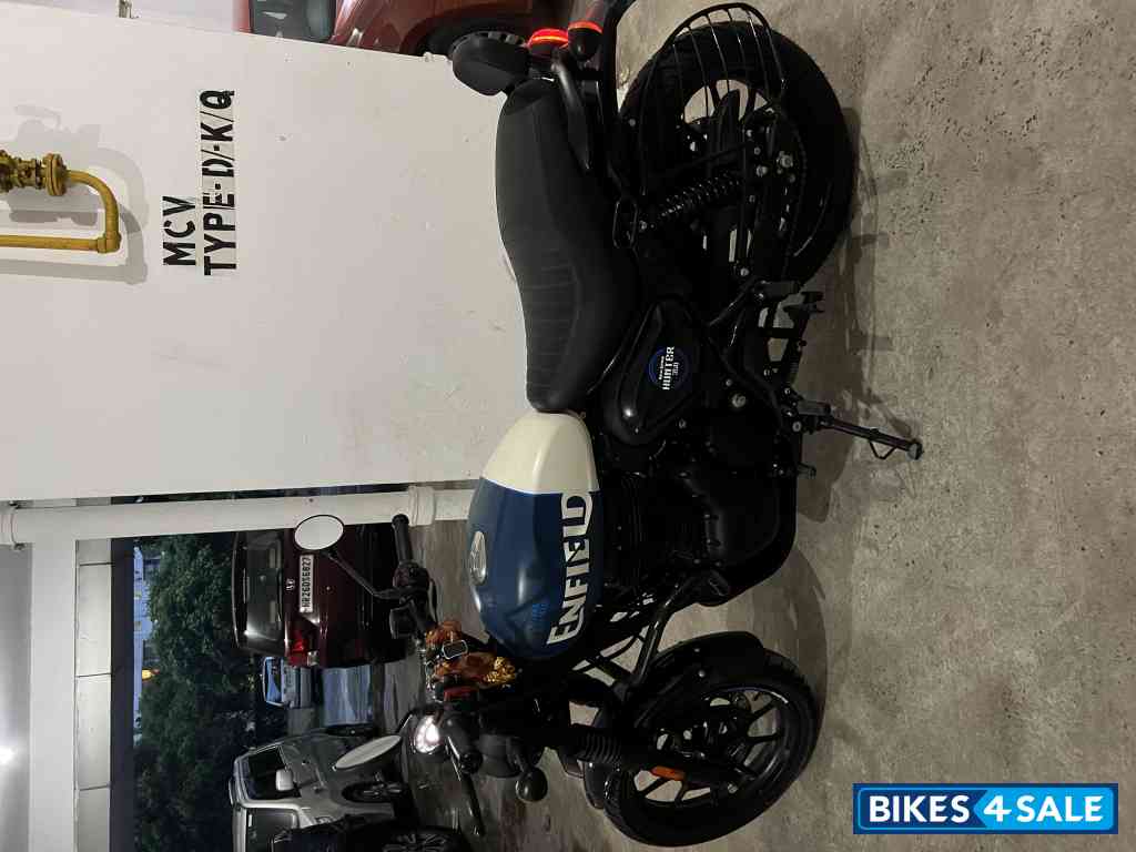 Royal Enfield Hunter 350 Metro