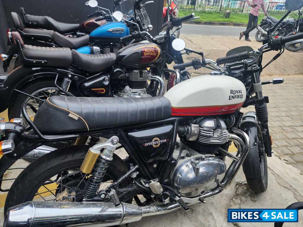 Royal Enfield Interceptor 650 Twin