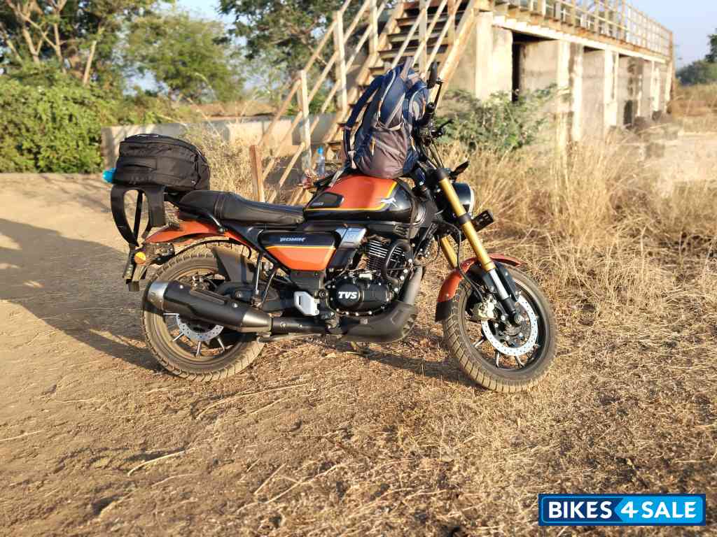 TVS Ronin TD