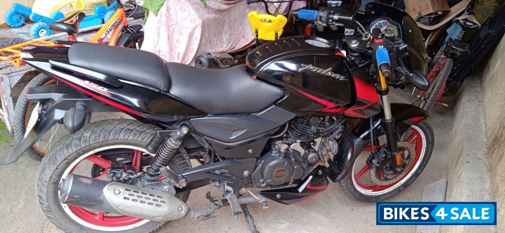 Bajaj Pulsar 150 Twin Disc BS6