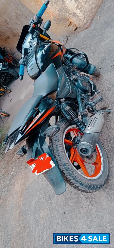 Bajaj Pulsar 150 Twin Disc BS6