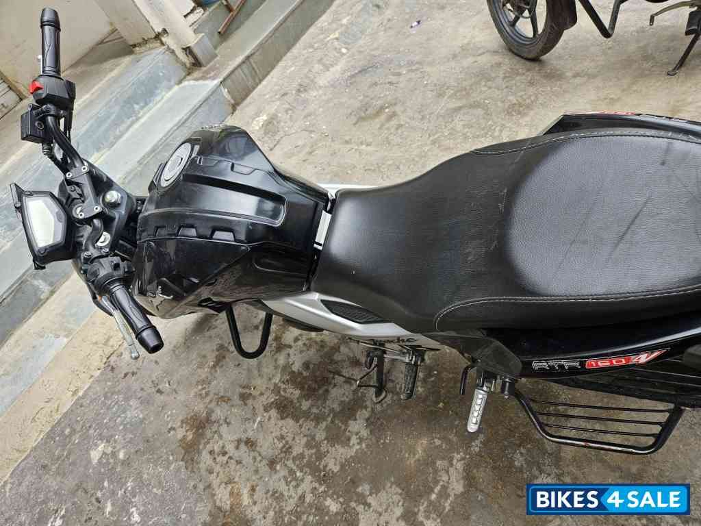 TVS Apache RTR 160 4V TVS Apache RTR 160 4V
