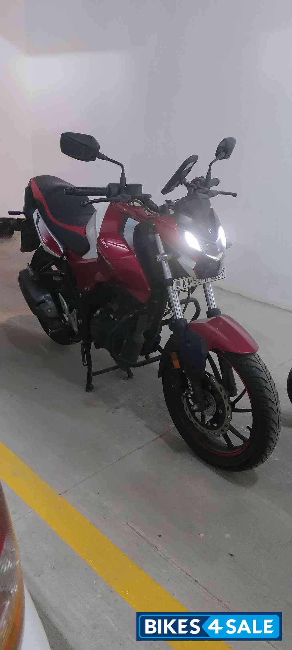 Hero Xtreme 160R 100 Million Edition