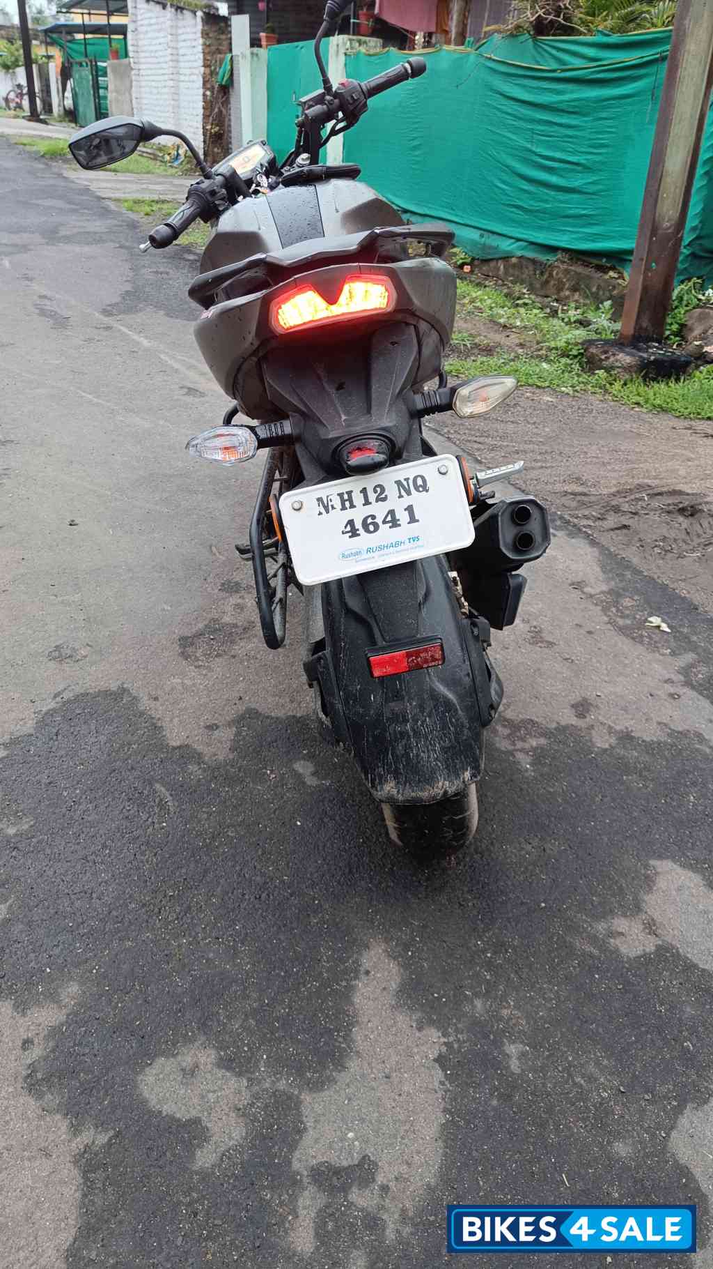 Matte Grey TVS Apache RTR 200 4V