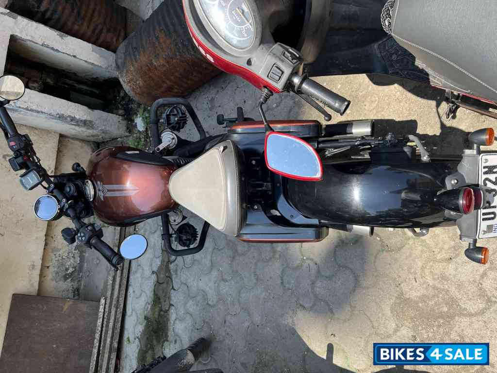 Jawa 42 Bobber Dual Channel ABS