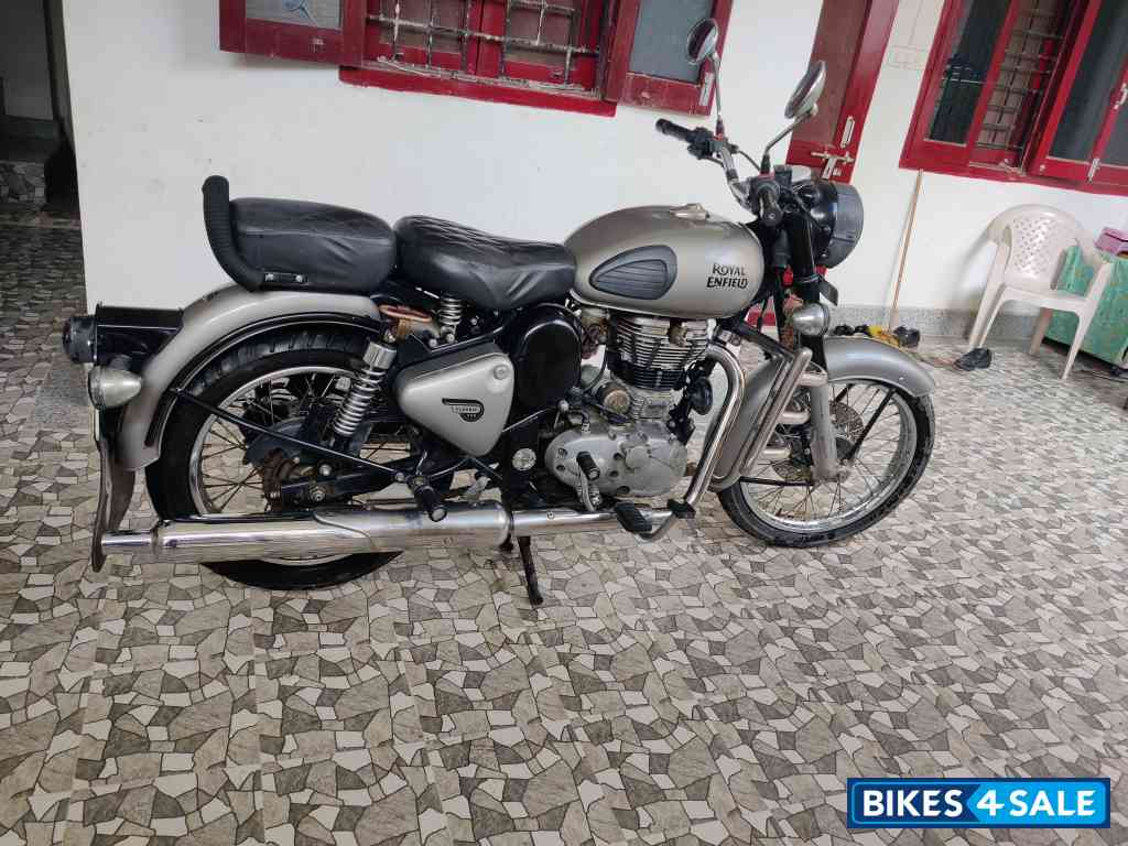 Royal Enfield Classic Gunmetal Grey