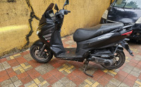 Black Aprilia SXR 160