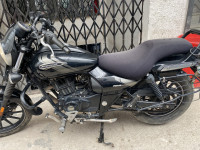 Bajaj Avenger Street 160 BS6 2022 Model