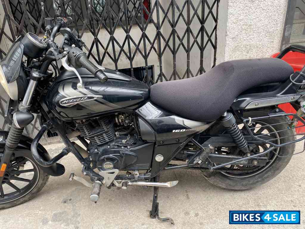 Bajaj Avenger Street 160 BS6