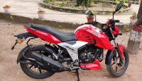 Red TVS Apache RTR 160 4V BS6