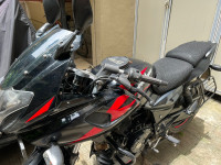 Bajaj Pulsar 220 DTSFi 2021 Model