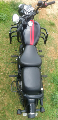 Stealth Black Royal Enfield Classic Stealth Black