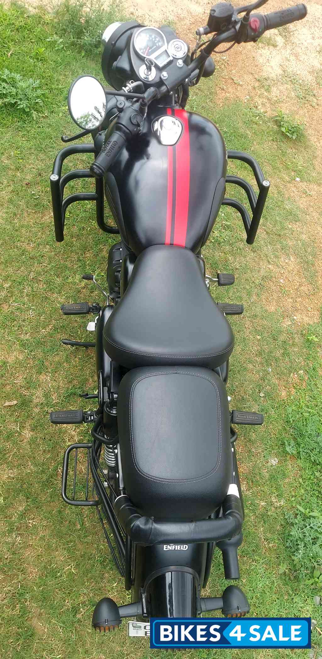 Stealth Black Royal Enfield Classic Stealth Black